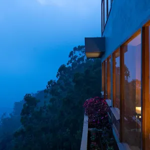 https://thevalleby-kondody-hotels.hotels-munnar.com