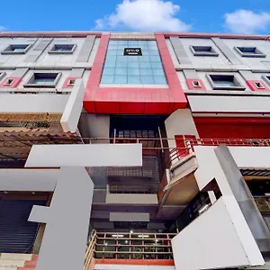 Hotel O Near Bus Stand, Kunnamangalam